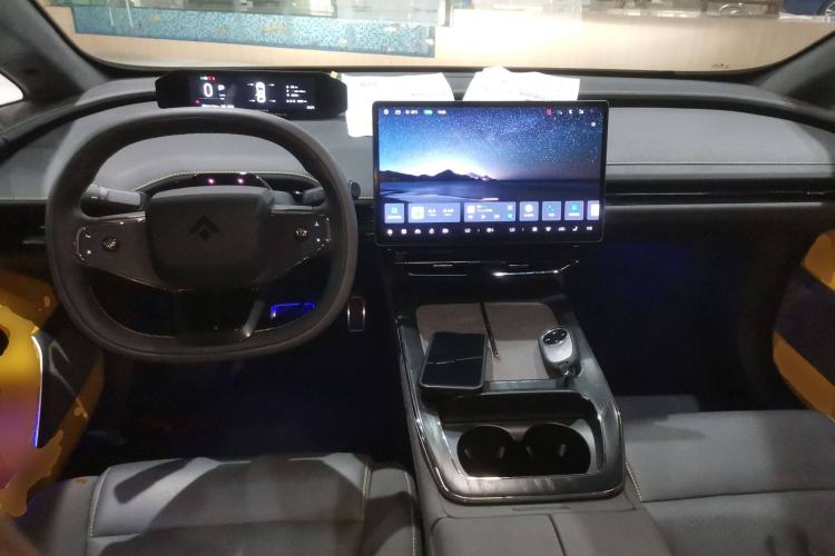 Used  GT 2023 560 Rear-Drive Seven-Wing Edition