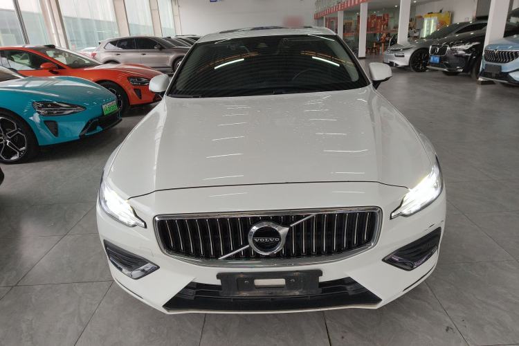 Used Volvo S60 2021 T4 Zhiyuan Luxury Edition