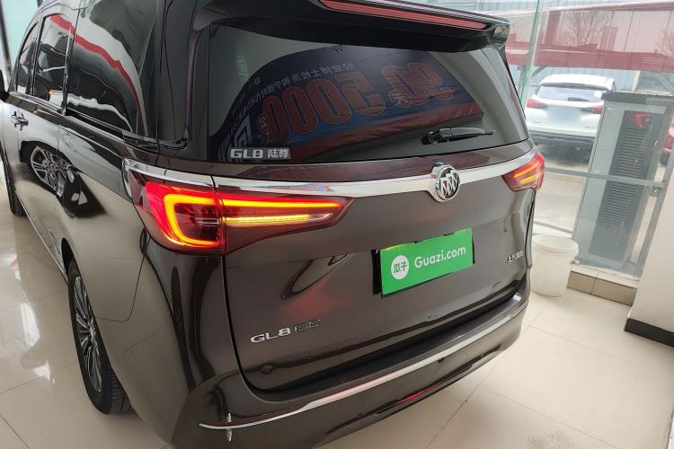 Used Buick GL8 2021 ES Landtrek 653T Luxury Model
