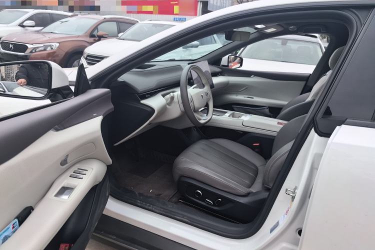 Used  L07 2024 300Max Extended-Range Version
