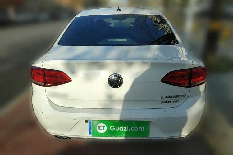 Used Volkswagen Lamando 2015 280TSI DSG Comfort Edition
