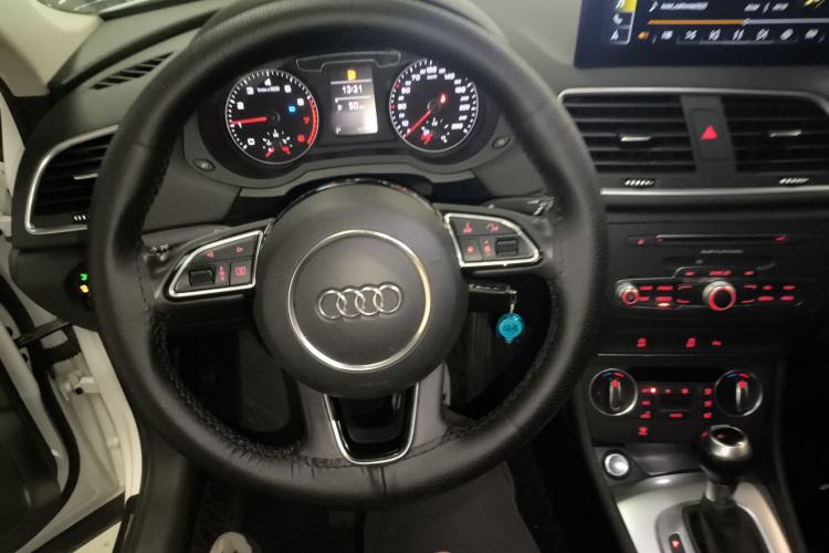 Used Audi Q3 2017 35 TFSI Fashion Model