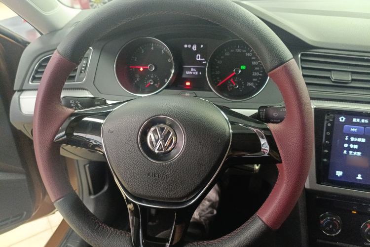 Used Volkswagen Lamando 2017 230TSI DSG Fashion Edition