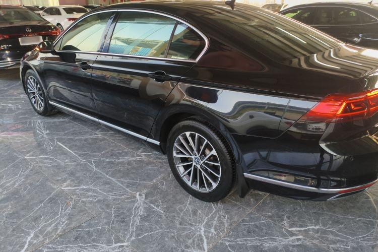 Used Volkswagen Magotan 2020 330TSI DSG Luxury Edition
