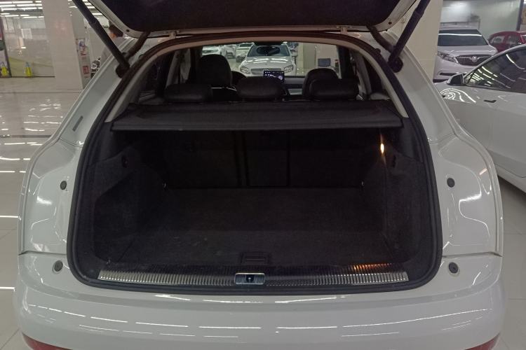 Used Audi Q3 2016 30 TFSI Collector's Edition Comfort Model
