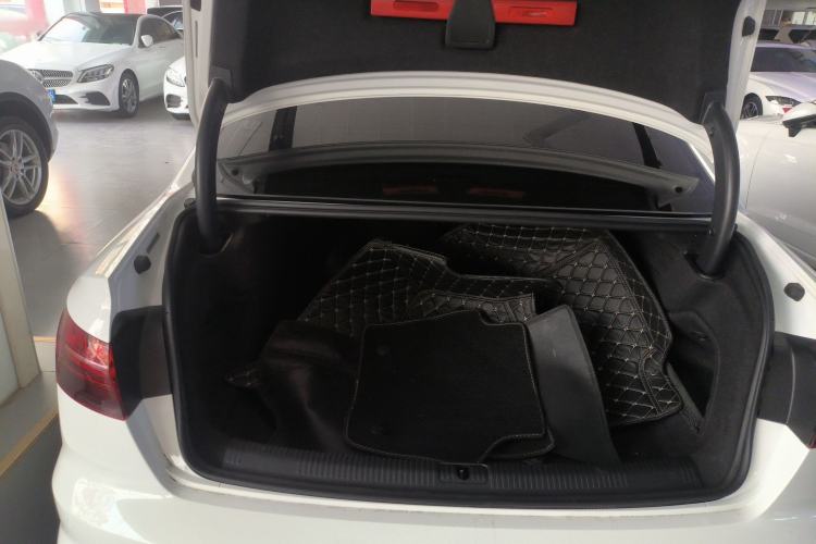 Used Audi A4L 2022 40 TFSI Fashion Dynamic Model