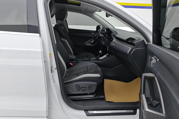 Used Audi Q3 2019 35 TFSI Advanced Dynamic Edition
