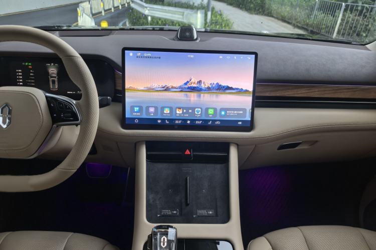 Used Hima AITO M7 2024 1.5T Rear-Drive Plus Version 6 Seats
