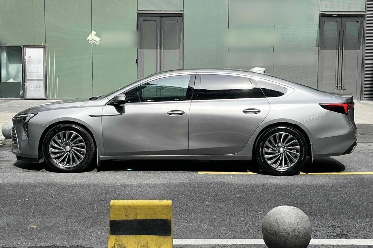 Used Buick LaCrosse 2023 28T Prestige Edition
