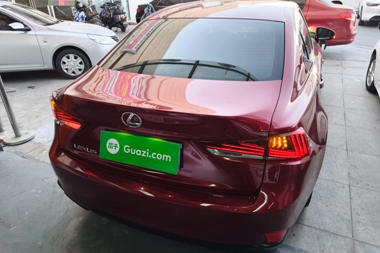 Used Lexus IS 2017 300 FENGSHANG Edition
