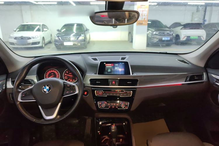 Used BMW X1 2018 xDrive20Li Luxury Edition
