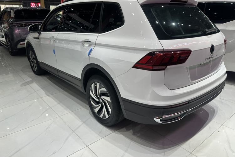 Used Volkswagen Tiguan L 2023 330TSI Automatic Two-Wheel Drive Comfort Edition
