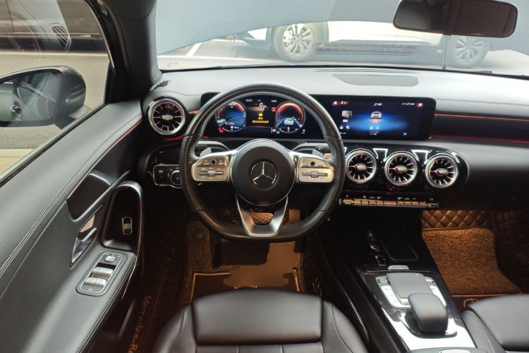 Used Mercedes-Benz A-Class 2022 Restyled A 200 L Sport Sedan Fashion Version
