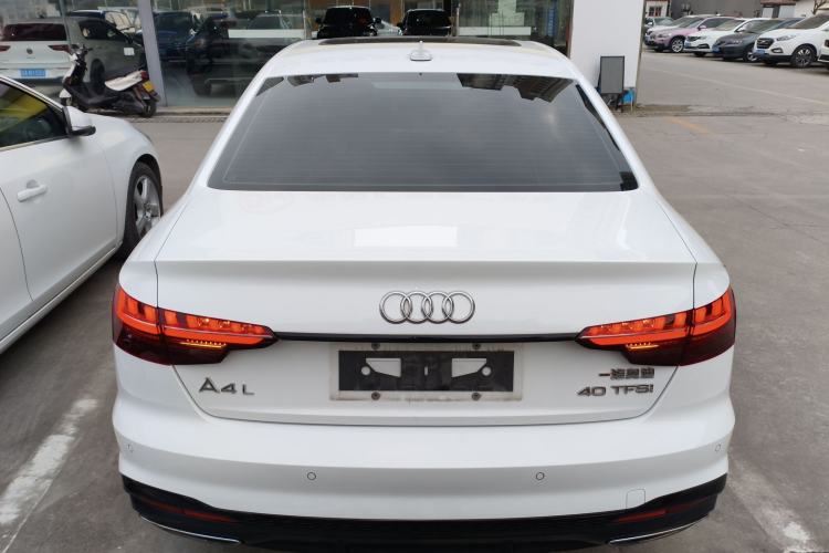 Used Audi A4L 2022 40 TFSI Luxury Dynamic Model
