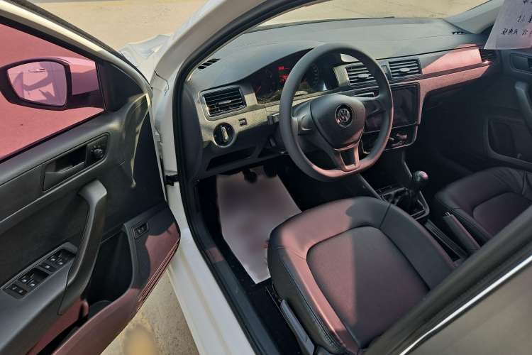 Used Volkswagen Santana 2019 1.5L Manual Fashion Edition China VI Standard
