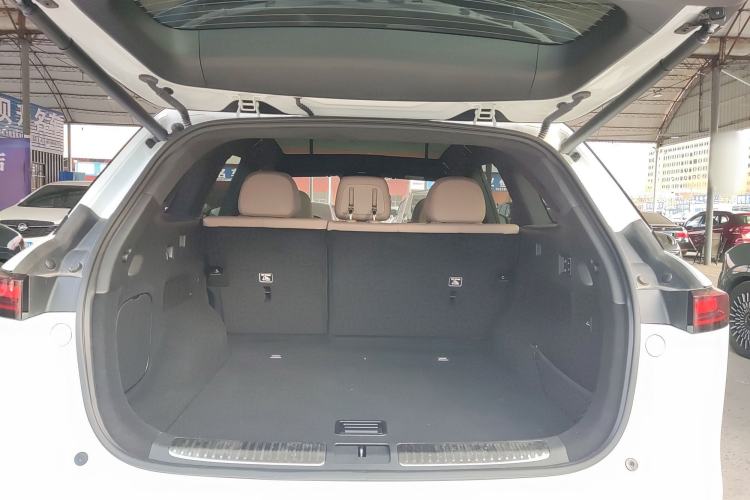 Used XPeng G9 2025 625 Long-Range Max
