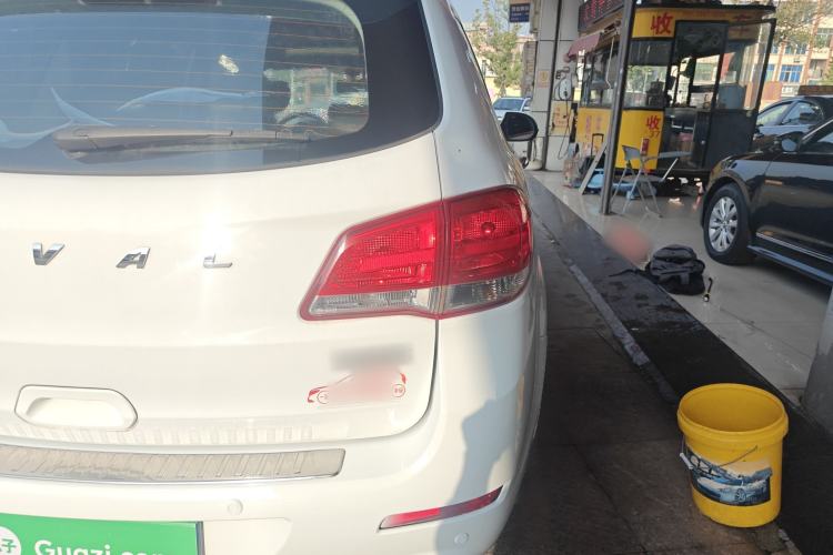 Used Haval H6 2015 Upgraded Model 1.5T Manual Two-Wheel Drive Elite Version