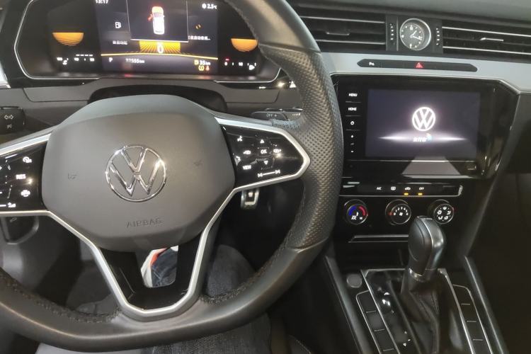 Used Volkswagen Magotan 2025 Zhongxiang Version 280TSI DSG Comfort Edition