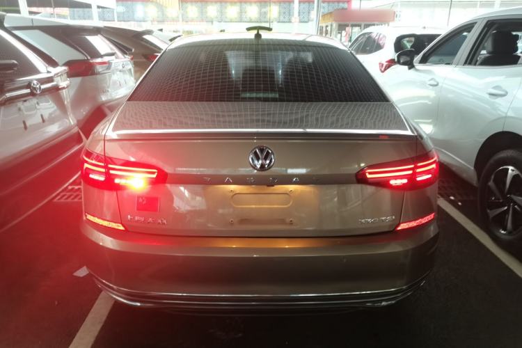 Used Volkswagen Passat 2019 330TSI Elite Edition China VI

