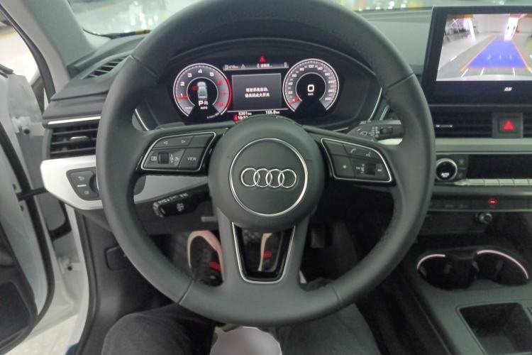 Used Audi A4L 2025 2 Million Units Enjoyment Version 40 TFSI Stylish and Dynamic Type
