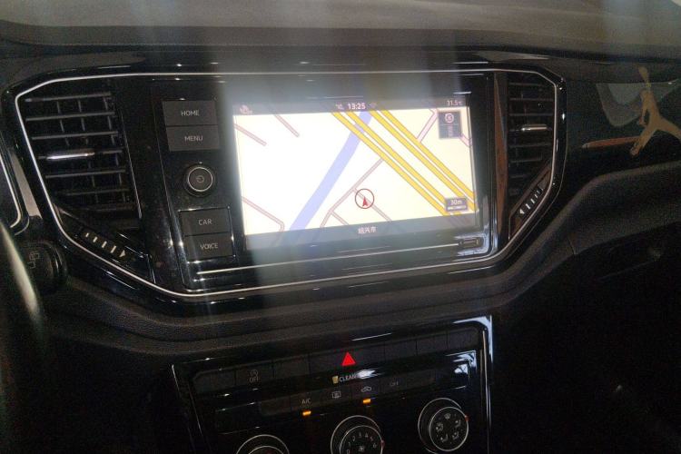 Used Volkswagen T-ROC 2019 280TSI DSG Two-Wheel Drive Comfort Version China VI Standard
