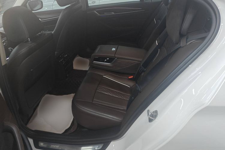 Used BMW 5 Series New Energy 2020 Mileage Upgrade Version 530Le Luxury Package
