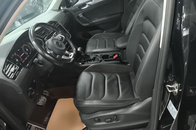 Used Volkswagen Tiguan L 2021 330TSI Automatic Two-Wheel Drive R-Line Enhanced Edition