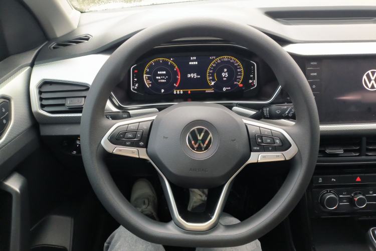 Used Volkswagen Tacqua 2023 200TSI DSG Joy-Connect Edition