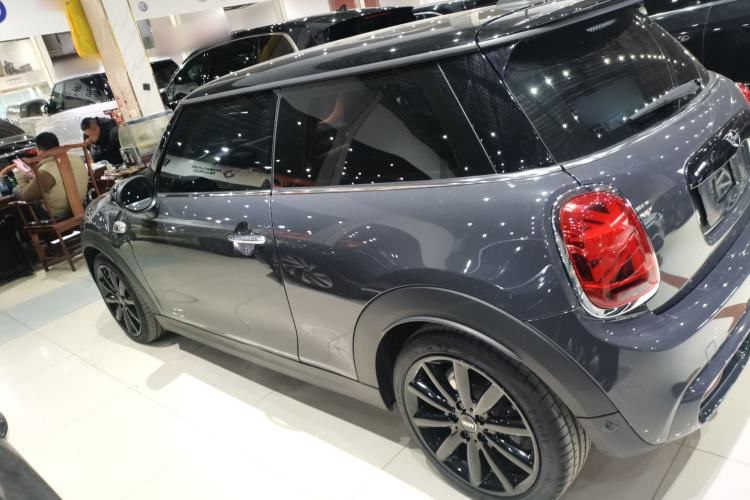 Used  MINI 2021 2.0T COOPER S Classic Edition
