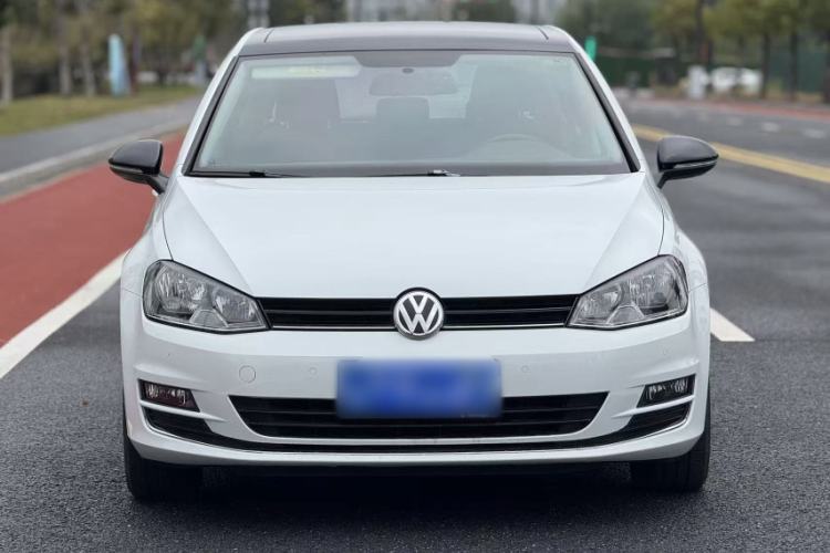 Used Volkswagen Golf 2017 230TSI Automatic Comfort Edition – Celebrating Milestone of One Million Units
