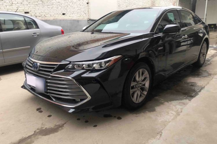 Used Toyota Avalon 2019 Dual-Engine 2.5L Luxury Edition China VI Standard