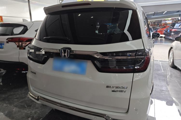 Used Honda Elysion 2022 2.0L eHEV Luxury First Edition
