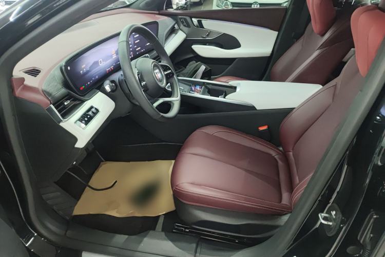 Used Buick LaCrosse 2025 28T Platinum Edition
