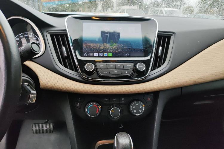 Used Chevrolet Monza 2022 320 Automatic Enjoyment Sunroof Version