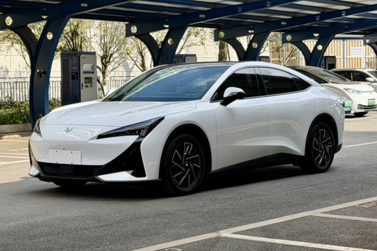 Used ARCFOX Alpha S5 2024 560PRO 185kW