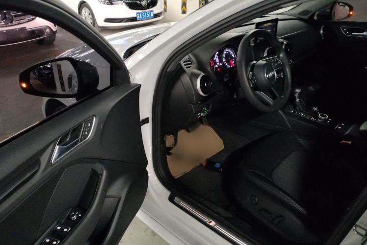 Used Audi A3 2017 Limousine 35 TFSI Fashion Model
