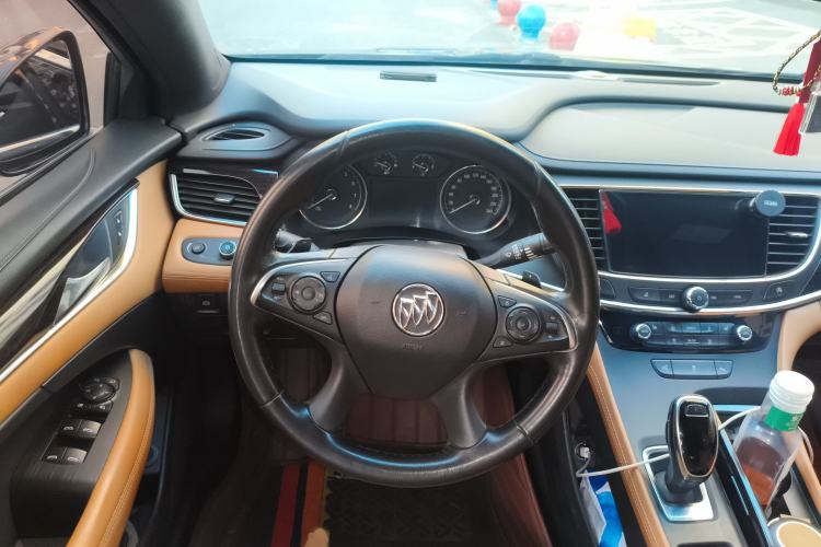 Used Buick LaCrosse 2018 28T Elite Edition
