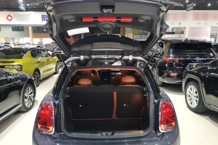 Used  MINI 2021 2.0T COOPER S Classic Edition
