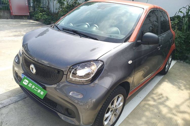 Used  forfour 2018 1.0L 52 kW Dynamic Edition
