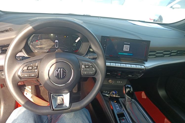 Used MG 5 2023 180 DVVT CVT Luxury Edition
