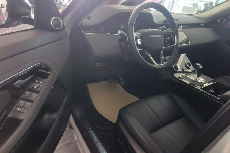 Used Land Rover Range Rover Evoque 2023 Aurora L 249 PS Collins Antique Bronze Special Edition
