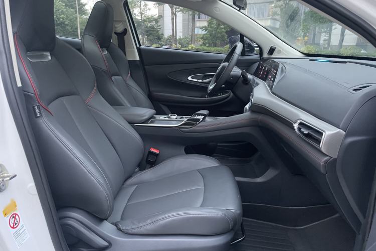 Used Changan UNI-T 2020 1.5T Prestige Version
