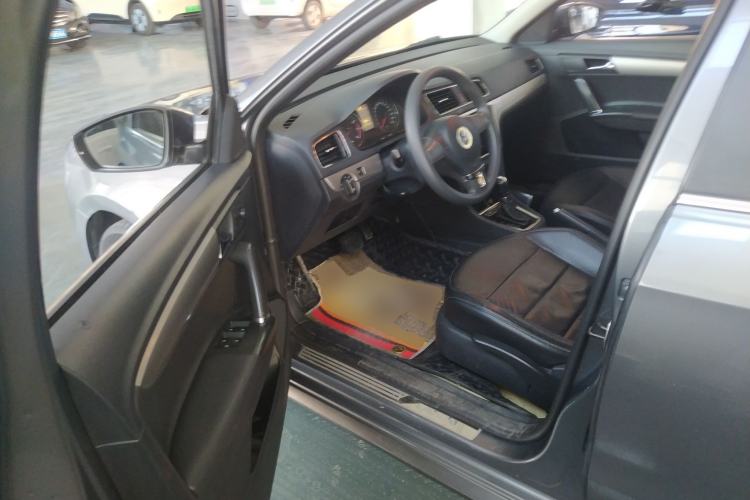 Used Volkswagen Lavida 2013 Restyled Classic 1.6L Automatic Comfort Edition