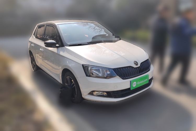 Used Skoda Fabia 2015 1.6L Automatic Chuanxing Edition
