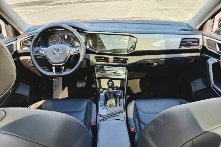 Used Volkswagen Tayron 2020 330TSI Two-Wheel Drive Luxury Smart Connectivity Version
