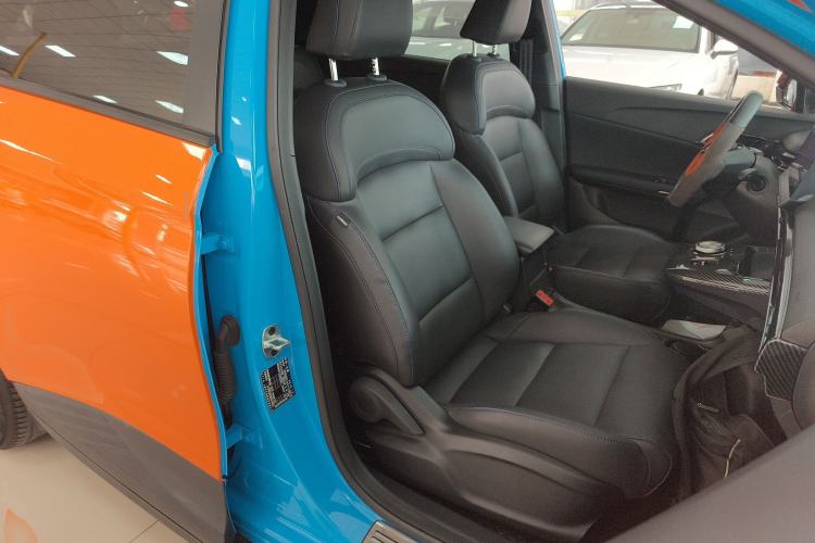 Used MG 4 EV 2022 425 km Luxury Edition
