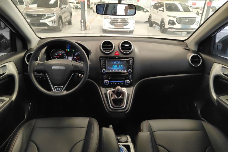 Used Haval H6 2016 Upgraded Model 1.5T Manual Two-Wheel Drive Urban Version
