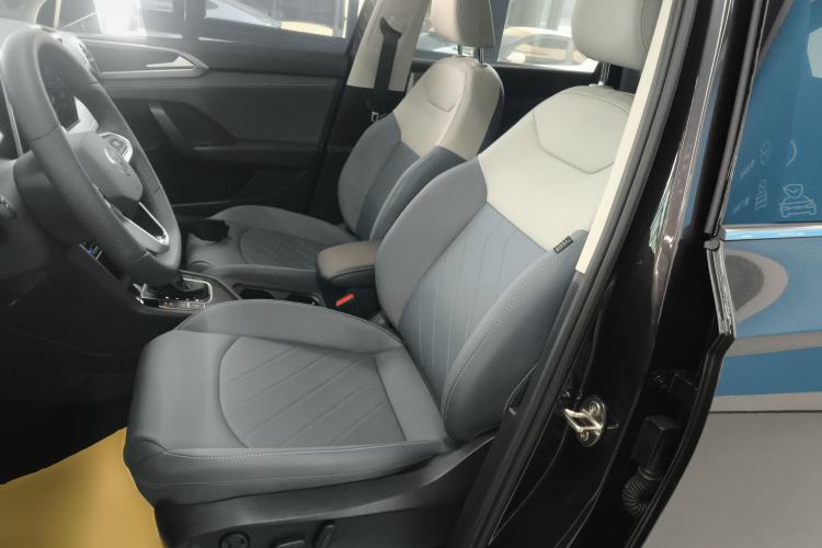 Used Volkswagen Tharu 2024 300TSI Two-Wheel-Drive Full Moon Edition