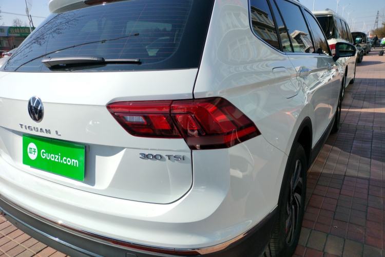 Used Volkswagen Tiguan L 2024 300TSI Automatic Two-Wheel Drive Smart Edition
