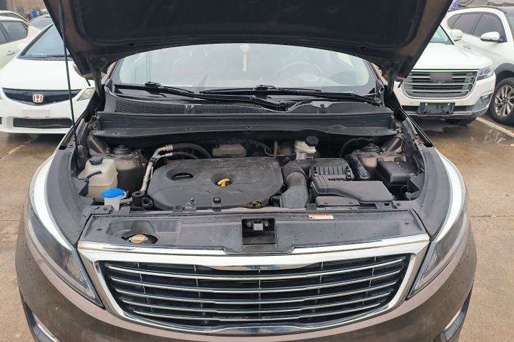 Used Kia Sportage R 2015 2.0L Automatic Two-Wheel Drive DLX Model
